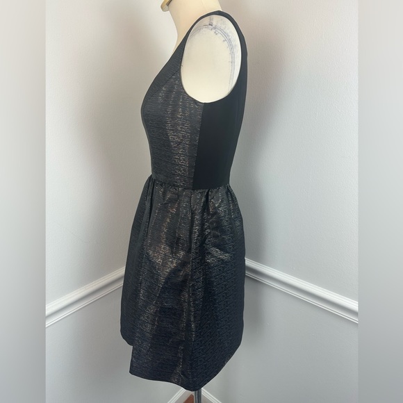 AIDEN By AIDEN MATTOX Sleeveless Black & Gold Cocktail Dress | Size 2 - Picture 6 of 16